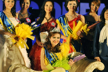 Khánh Chi - Không thích bị gắn mác “Em gái Công Vinh” - 12