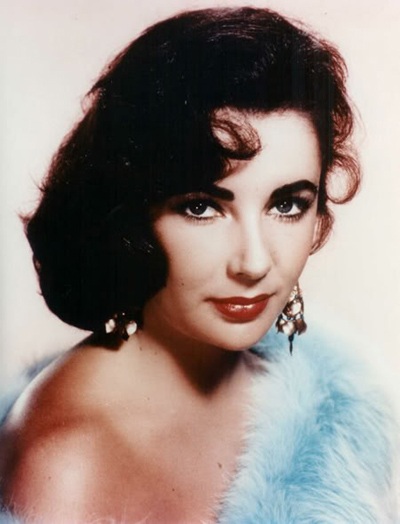 Ngắm nhìn những bức hình đẹp của minh tinh Elizabeth Taylor - 20 Ngắm nhìn những bức hình đẹp của minh tinh Elizabeth Taylor - 20