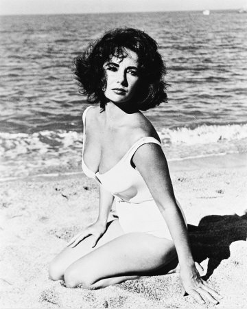 Ngắm nhìn những bức hình đẹp của minh tinh Elizabeth Taylor - 1 Ngắm nhìn những bức hình đẹp của minh tinh Elizabeth Taylor - 1