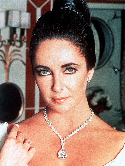 Thời trang và phong cách của Elizabeth Taylor - 13 Thời trang và phong cách của Elizabeth Taylor - 13