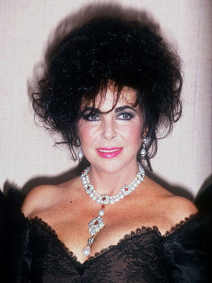 Thời trang và phong cách của Elizabeth Taylor - 17 Thời trang và phong cách của Elizabeth Taylor - 17