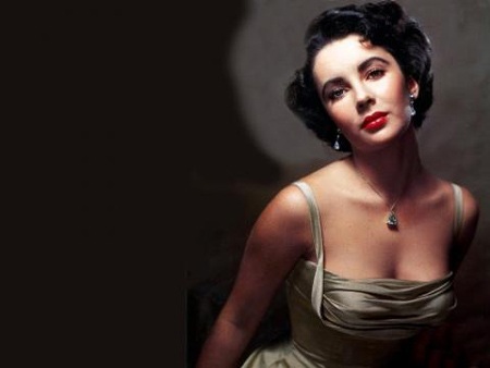 Ngắm nhìn những bức hình đẹp của minh tinh Elizabeth Taylor - 12 Ngắm nhìn những bức hình đẹp của minh tinh Elizabeth Taylor - 12