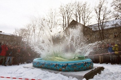 Cú nhảy tuyệt đỉnh lập kỉ lục thế giới - 3