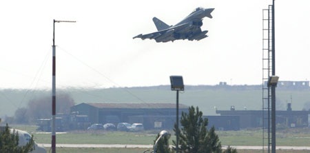 Mỹ “buông rèm nhiếp chính” trong chiến dịch tại Libya - 1