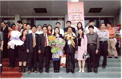 Dũng Kacơ trả nợ đời - 4 Dũng Kacơ trả nợ đời - 4