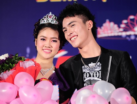 Hotboy giành cú đúp Học sinh thanh lịch trường Quang Trung - 1