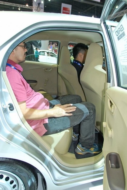 Cận cảnh xe Honda Brio tại Thái Lan - 11 Cận cảnh xe Honda Brio tại Thái Lan - 11
