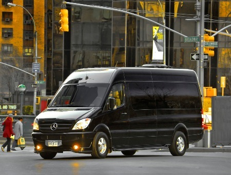 Một Mercedes Sprinter khác lạ - 1 Một Mercedes Sprinter khác lạ - 1