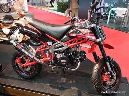 Ngắm “xế nổ” tại Bangkok Motor Show 2011 - 20