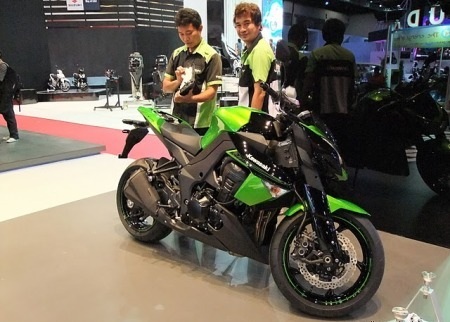 Ngắm “xế nổ” tại Bangkok Motor Show 2011 - 27