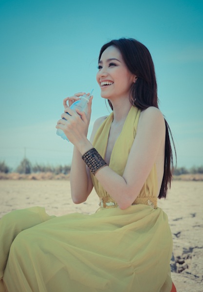 Hoa hậu Trúc Diễm tươi tắn giữa vùng đất khô cằn - 4 Hoa hậu Trúc Diễm tươi tắn giữa vùng đất khô cằn - 4