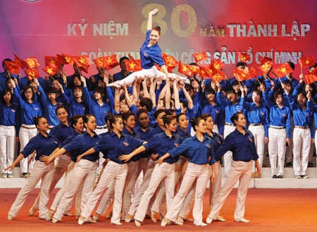Tuổi trẻ HN kỷ niệm 80 năm ngày thành lập Đoàn - 9 Tuổi trẻ HN kỷ niệm 80 năm ngày thành lập Đoàn - 9