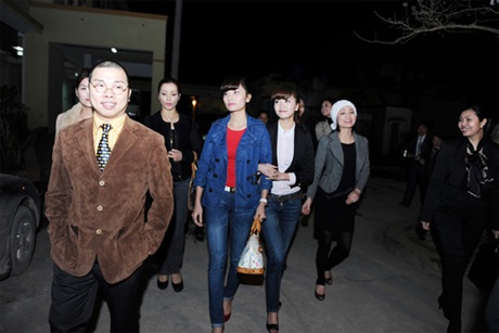 Diễn viên Hải Anh “nói hớ” trong buổi từ thiện - 1 Diễn viên Hải Anh “nói hớ” trong buổi từ thiện - 1