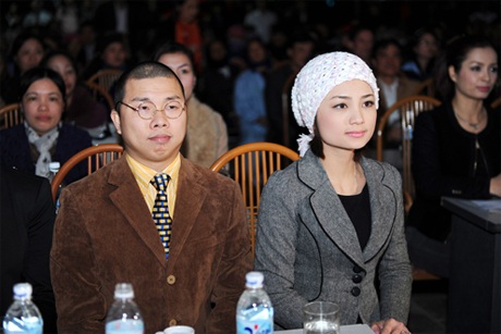 Diễn viên Hải Anh “nói hớ” trong buổi từ thiện - 8 Diễn viên Hải Anh “nói hớ” trong buổi từ thiện - 8