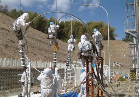 Bên trong nhà máy điện hạt nhân Fukushima I - 8 Bên trong nhà máy điện hạt nhân Fukushima I - 8