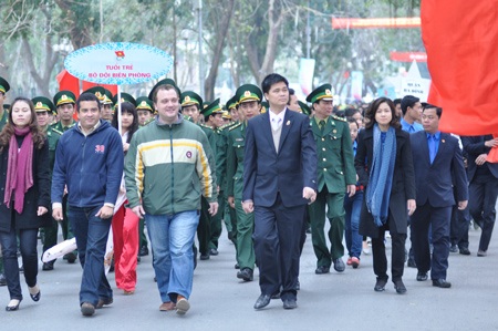 Tuổi trẻ Biên phòng “thổi lửa” festival Thanh niên đô thị - 7 Tuổi trẻ Biên phòng “thổi lửa” festival Thanh niên đô thị - 7