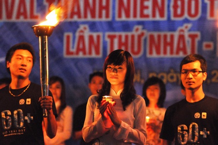 Khoảnh khắc bạn trẻ Hà Nội với “Giờ Trái đất” - 7 Khoảnh khắc bạn trẻ Hà Nội với “Giờ Trái đất” - 7