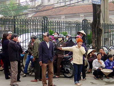 “Đói” việc làm ở các “chợ” lao động - 1 “Đói” việc làm ở các “chợ” lao động - 1