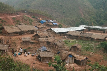 Đắng lòng trường học vùng cao  - 2