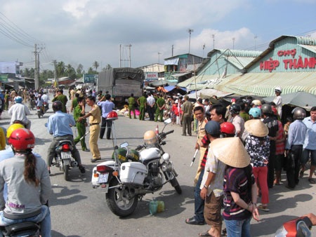 Tai nạn giao thông thảm khốc, 6 người tử vong - 2 Tai nạn giao thông thảm khốc, 6 người tử vong - 2