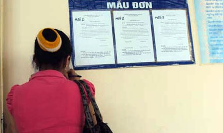 Trớ trêu nữ sinh bị đánh ghen trong... nhà nghỉ - 2 Trớ trêu nữ sinh bị đánh ghen trong... nhà nghỉ - 2