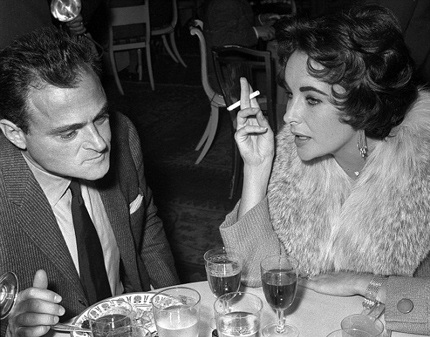 Elizabeth Taylor với những bi kịch cuộc đời (phần 2) - 3 Elizabeth Taylor với những bi kịch cuộc đời (phần 2) - 3