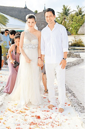 Xem lại đám cưới lãng mạn của người đẹp Lâm Hy Lôi  - 4