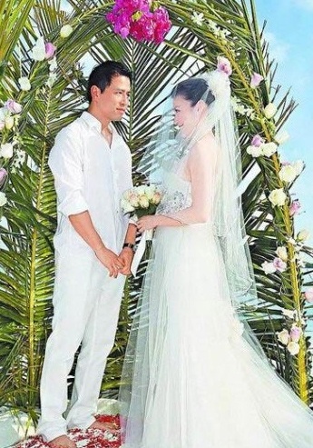 Xem lại đám cưới lãng mạn của người đẹp Lâm Hy Lôi  - 5