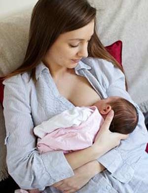 Bú mẹ càng lâu não bộ trẻ càng phát triển - 1