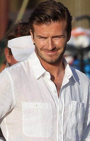 Beckham tươi cười bên người đẹp Sofia Vergara - 4