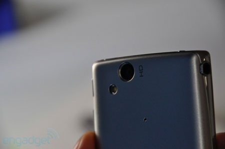 Đập hộp “siêu phẩm” Sony Ericsson Xperia Arc - 17