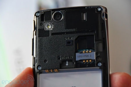 Đập hộp “siêu phẩm” Sony Ericsson Xperia Arc - 25