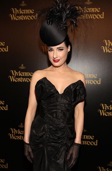 Nhiều người đẹp dự khai trương cửa hiệu Vivienne Westwood - 13 Nhiều người đẹp dự khai trương cửa hiệu Vivienne Westwood - 13