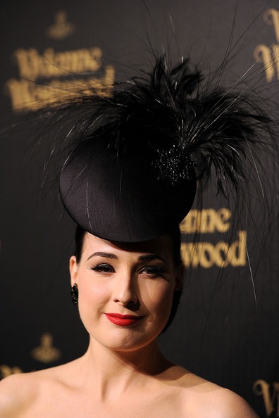 Nhiều người đẹp dự khai trương cửa hiệu Vivienne Westwood - 14 Nhiều người đẹp dự khai trương cửa hiệu Vivienne Westwood - 14