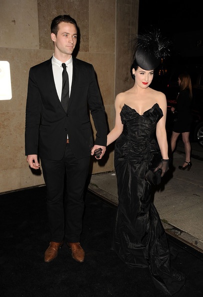 Nhiều người đẹp dự khai trương cửa hiệu Vivienne Westwood - 18 Nhiều người đẹp dự khai trương cửa hiệu Vivienne Westwood - 18