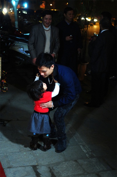 Tác giả “Nồng nàn Hà Nội” khoe con gái cưng - 1