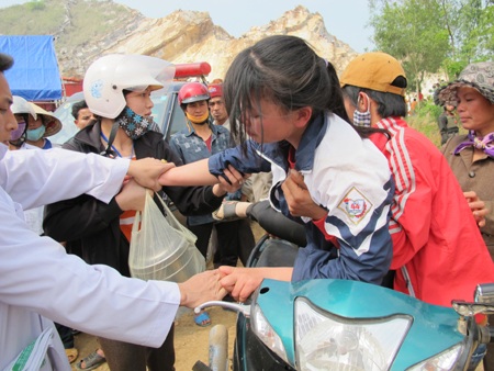 16 nạn nhân thiệt mạng, đội cứu hộ tăng cường tìm kiếm - 2