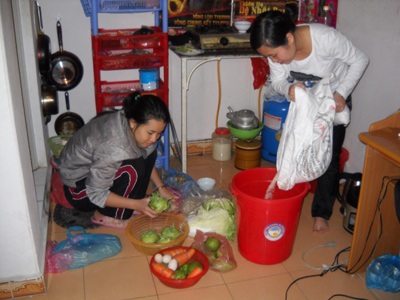 Sinh viên tự cứu mình trong mùa bão giá - 1 Sinh viên tự cứu mình trong mùa bão giá - 1