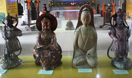 Những cổ vật Phật giáo độc đáo trên quê hương Thiền sư Liễu Quán - 1 Những cổ vật Phật giáo độc đáo trên quê hương Thiền sư Liễu Quán - 1