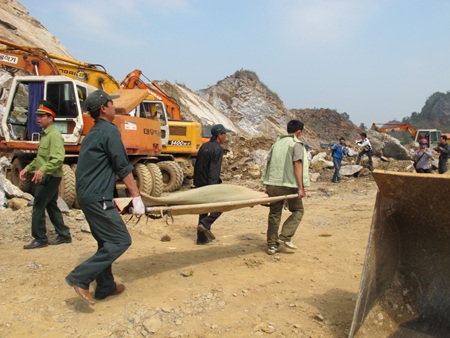 Tìm thấy 12 thi thể trong vụ sập mỏ đá - 5