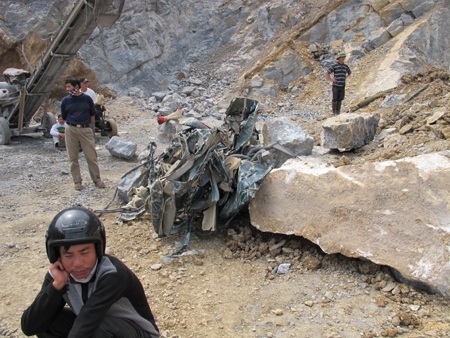 Tìm thấy 12 thi thể trong vụ sập mỏ đá - 9