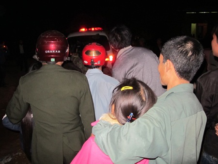 Trắng đêm tìm kiếm thi thể nạn nhân ở mỏ Lèn Cờ - 6