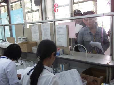 Đà Nẵng: Mạnh tay với nhà thuốc tự ý nâng giá - 1 Đà Nẵng: Mạnh tay với nhà thuốc tự ý nâng giá - 1