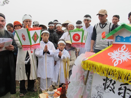 Đã tìm thấy nạn nhân thứ 17 vụ sập mỏ đá Lèn Cờ - 9