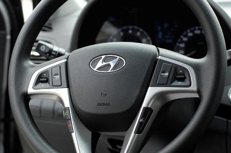 Accent 2012 - Thêm lựa chọn sedan cỡ nhỏ - 10