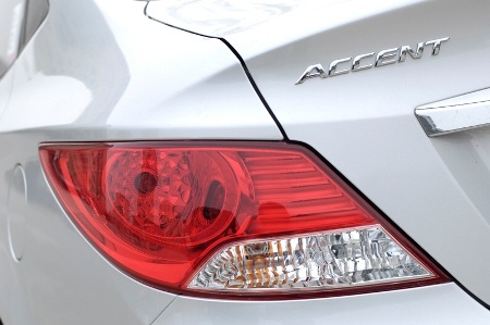 Accent 2012 - Thêm lựa chọn sedan cỡ nhỏ - 13