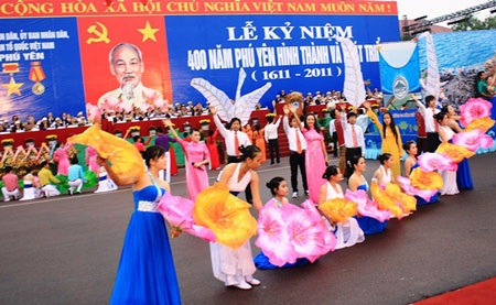 Phú Yên tưng bừng kỷ niệm 400 năm hình thành và phát triển - 1