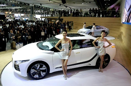 Triển lãm ô tô Seoul 2011 rộn rã khai cuộc - 13