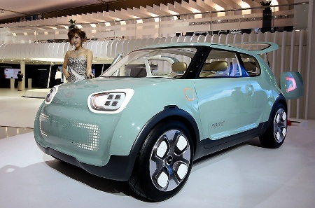 Triển lãm ô tô Seoul 2011 rộn rã khai cuộc - 5