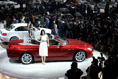 Triển lãm ô tô Seoul 2011 rộn rã khai cuộc - 11